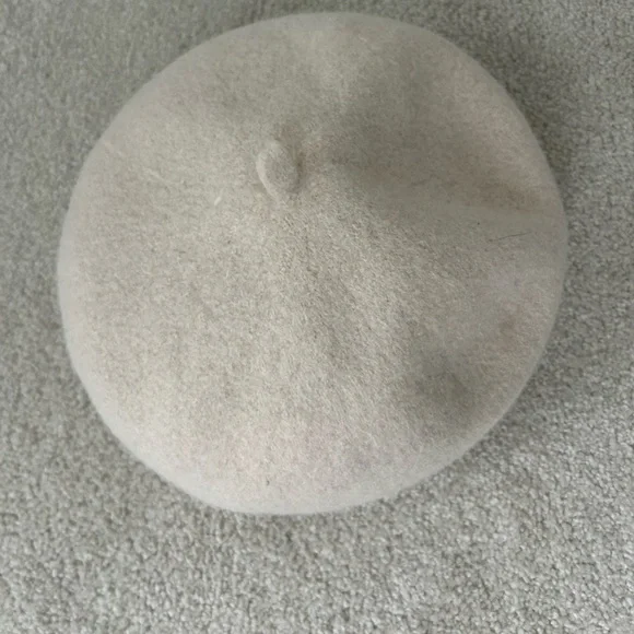 Structured wool beret hat - Picture 4 of 6